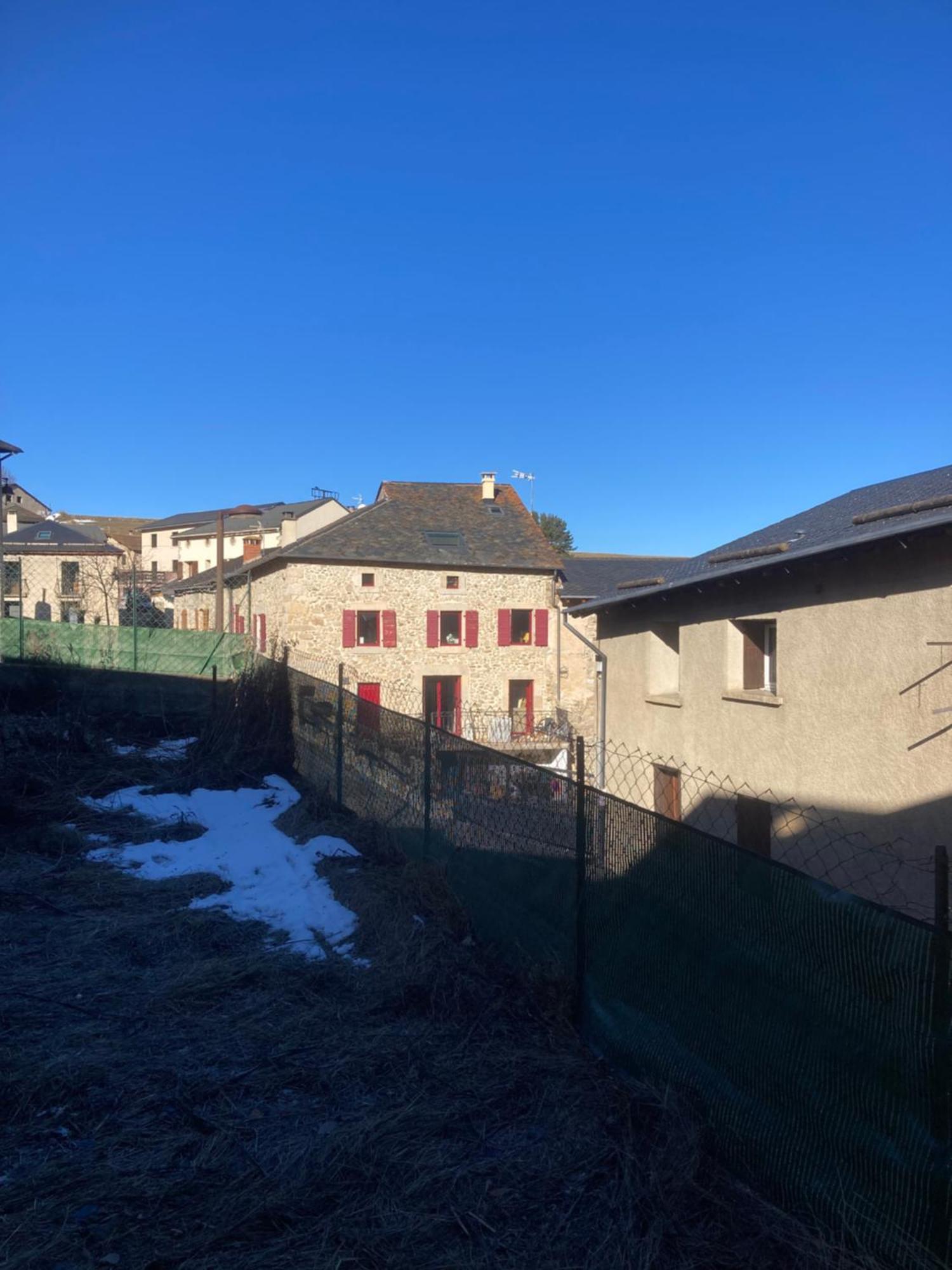 Maison Boutxy Le Clos Des Ours Matemale Exterior foto